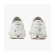 Buty ON RUNNING CLOUD
Buty ON RUNNING CLOUD