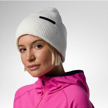 Czapka damska ROSSIGNOL W Snowdazzle Beanie biała
Czapka damska ROSSIGNOL W Snowdazzle Beanie biała