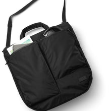 Torba DB Utility Tote 32L Black Out
Torba DB Utility Tote 32L Black Out