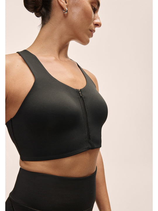Stanik treningowy CASALL Impact Zip Sports Bra kolor czarny
Stanik treningowy CASALL Impact Zip Sports Bra kolor czarny