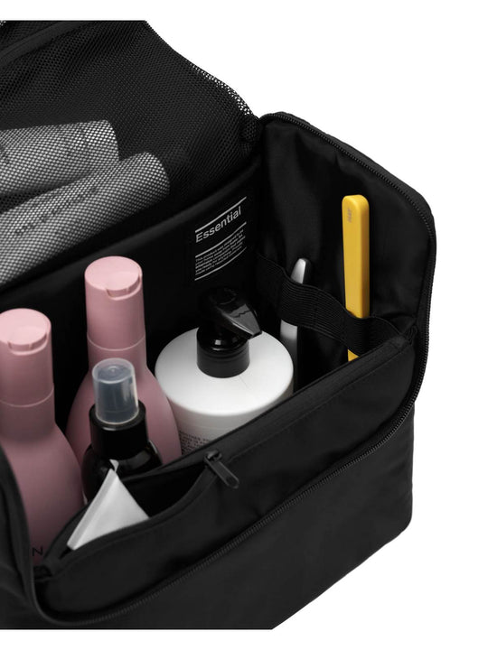 Kosmetyczka Db™ Essential Wash Bag M czarny
Kosmetyczka Db™ Essential Wash Bag M czarny