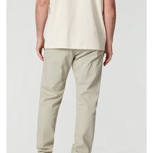 Spodnie męskie SAIL RACING M Breeze Pant zielone
Spodnie męskie SAIL RACING M Breeze Pant zielone