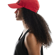 Czapka z daszkiem ON RUNNING Lightweight Cap czerwony
Czapka z daszkiem ON RUNNING Lightweight Cap czerwony