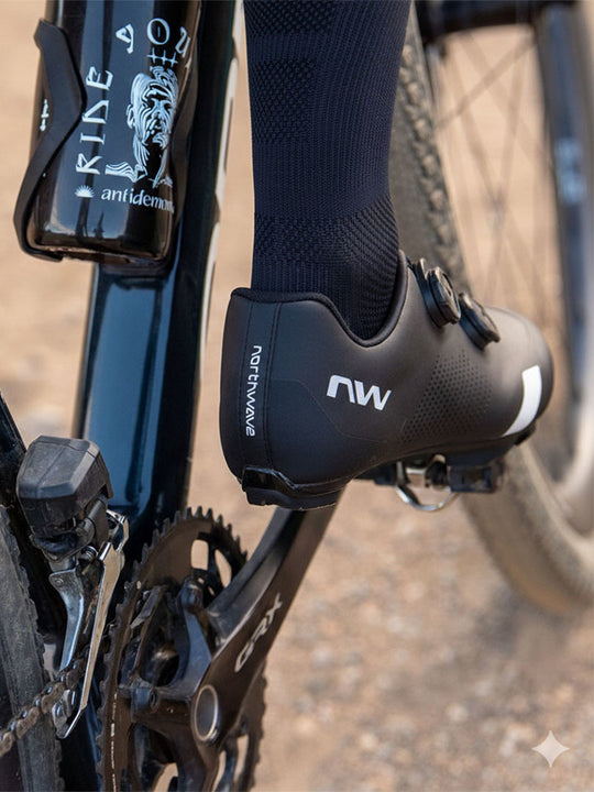 Buty rowerowe NORTHWAVE Striker Wide czarne
Buty rowerowe NORTHWAVE Striker Wide czarne