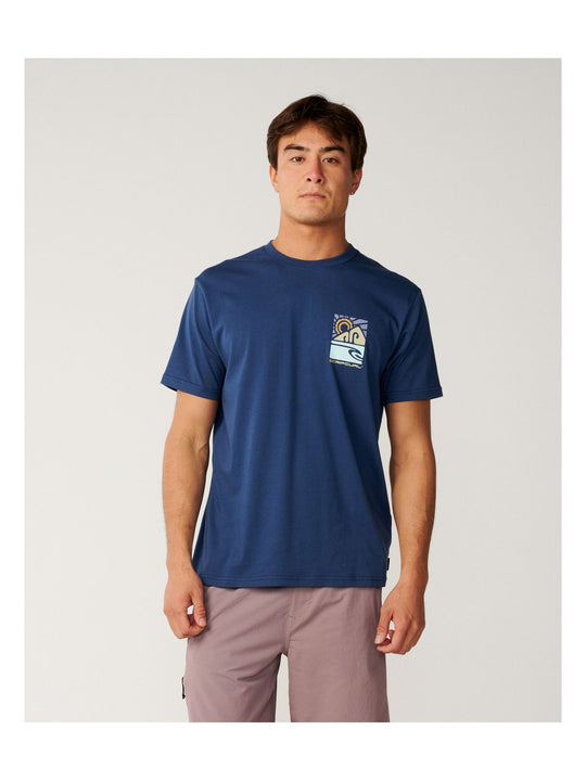 Koszulka męska RIP CURL S-Series Vaporcool Totem Tee granatowa
Koszulka męska RIP CURL S-Series Vaporcool Totem Tee granatowa