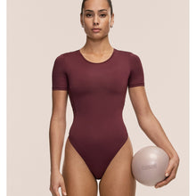 Body CASALL Studio Body Short Sleeve kolor bordowy
Body CASALL Studio Body Short Sleeve kolor bordowy