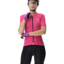 Koszulka rowerowa damska UYN Lightspeed Biking Shirt – Fuxia/Black
Koszulka rowerowa damska UYN Lightspeed Biking Shirt – Fuxia/Black