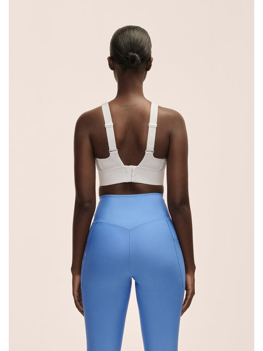 Stanik treningowy CASALL Iconic Adjustable Sports Bra kolor biały
Stanik treningowy CASALL Iconic Adjustable Sports Bra kolor biały