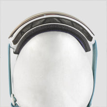 Gogle narciarskie JULBO Shadow niebiesko białe fotochrom Cat 0-4
Gogle narciarskie JULBO Shadow niebiesko białe fotochrom Cat 0-4