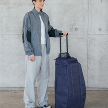 Torba podróżna na kółkach Db™ Hugger Roller Bag Check-In 60L niebieski
Torba podróżna na kółkach Db™ Hugger Roller Bag Check-In 60L niebieski