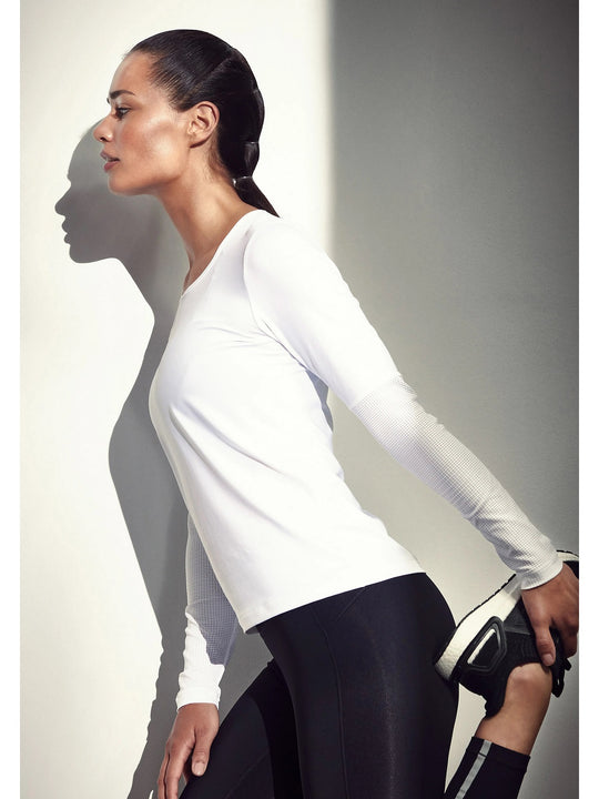 Koszulka CASALL Essential Mesh Detail Long Sleeve biały - Adventure Sports
Koszulka CASALL Essential Mesh Detail Long Sleeve biały - Adventure Sports