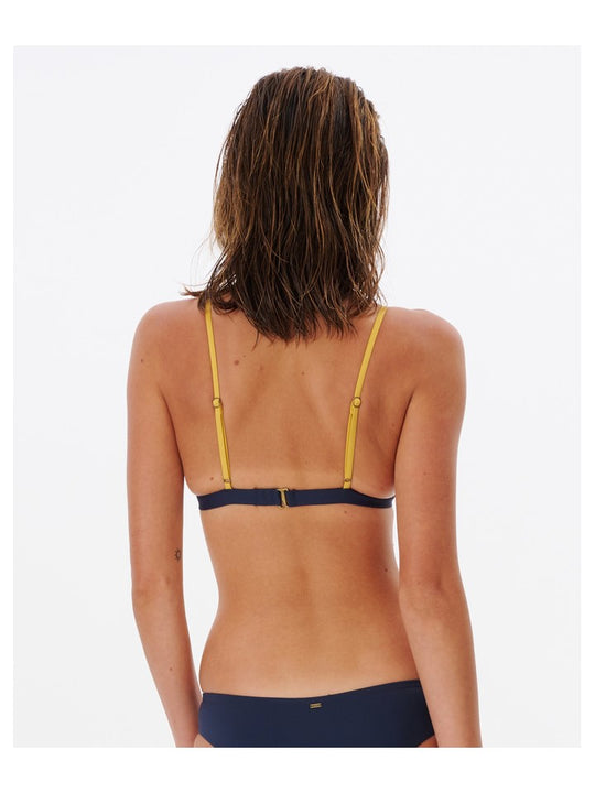 Biustonosz RIP CURL Melting Waves Fixed Tri granatowy - Stroje kąpielowe - Adventure Sports
Biustonosz RIP CURL Melting Waves Fixed Tri granatowy - Stroje kąpielowe - Adventure Sports