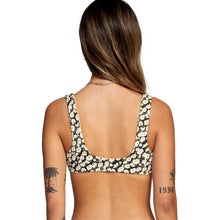 Biustonosz RVCA June Bloom Scoop Bra - Czarny kwiaty - Stroje kąpielowe - Adventure Sports
Biustonosz RVCA June Bloom Scoop Bra - Czarny kwiaty - Stroje kąpielowe - Adventure Sports