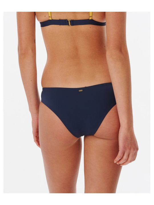 Majtki RIP CURL Melting Waves Cheeky Hipster granatowy - Stroje kąpielowe - Adventure Sports
Majtki RIP CURL Melting Waves Cheeky Hipster granatowy - Stroje kąpielowe - Adventure Sports