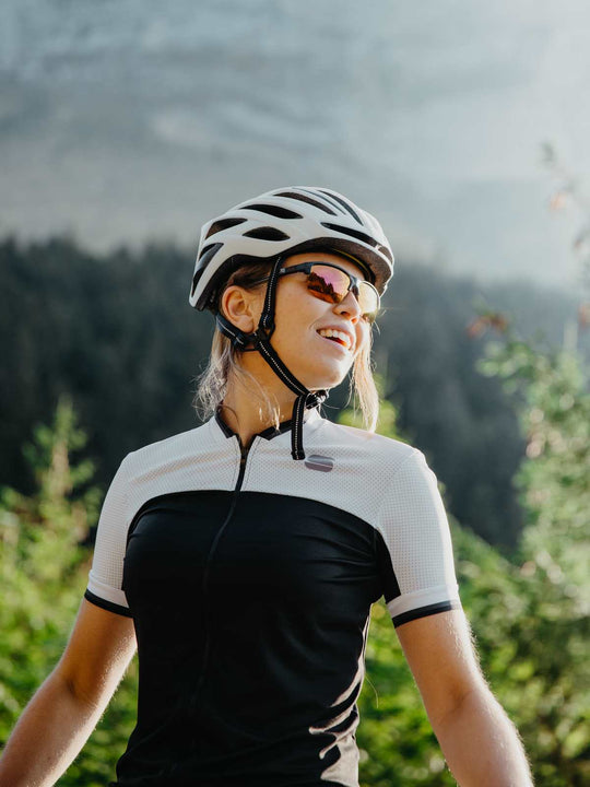 Okulary przeciwsłoneczne Julbo Split - biały/Light różowy | Spectron cat 3Cf - M - Adventure Sports
Okulary przeciwsłoneczne Julbo Split - biały/Light różowy | Spectron cat 3Cf - M - Adventure Sports