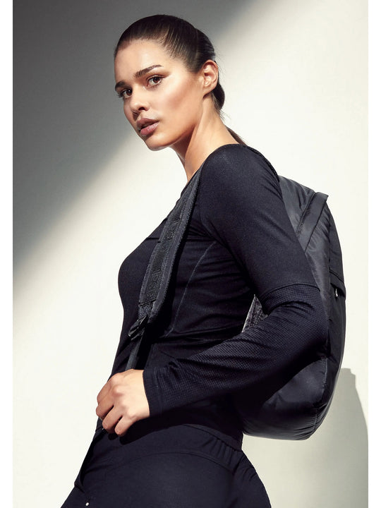 Koszulka sportowa damska CASALL Essential Mesh Detail Long Sleeve czarny - Adventure Sports
Koszulka sportowa damska CASALL Essential Mesh Detail Long Sleeve czarny - Adventure Sports