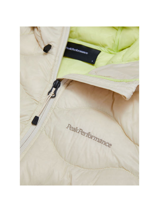 Kurtka puchowa Peak Performance W Helium Down Hood Jacket beżowy - Adventure Sports
Kurtka puchowa Peak Performance W Helium Down Hood Jacket beżowy - Adventure Sports