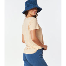 T-Shirt RIP CURL Surf Revival 70S Tee - pomarańczowy - Koszulka - Adventure Sports
T-Shirt RIP CURL Surf Revival 70S Tee - pomarańczowy - Koszulka - Adventure Sports