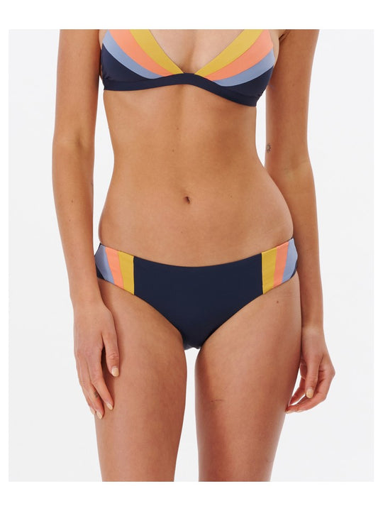 Majtki RIP CURL Melting Waves Cheeky Hipster granatowy - Stroje kąpielowe - Adventure Sports
Majtki RIP CURL Melting Waves Cheeky Hipster granatowy - Stroje kąpielowe - Adventure Sports