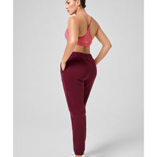 Spodnie sportowe CASALL Cozy Jogger czerwony - Adventure Sports
Spodnie sportowe CASALL Cozy Jogger czerwony - Adventure Sports