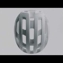 Załaduj i odtwarzaj film w przeglądarce Gallery, Kask Rowerowy POC VENTRAL AIR SPIN
Załaduj i odtwarzaj film w przeglądarce Gallery, Kask Rowerowy POC VENTRAL AIR SPIN