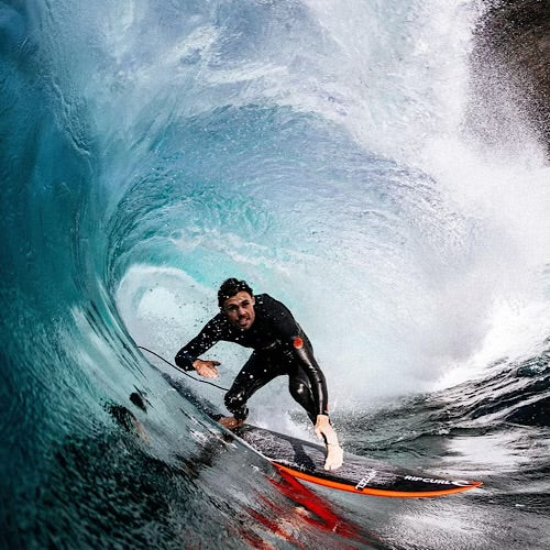 Odzież surferska - poradnik dla początkujących