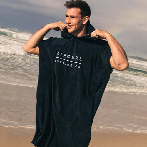 Czy poncho sportowe zastąpi ręcznik? Zalety i praktyczne zastosowania