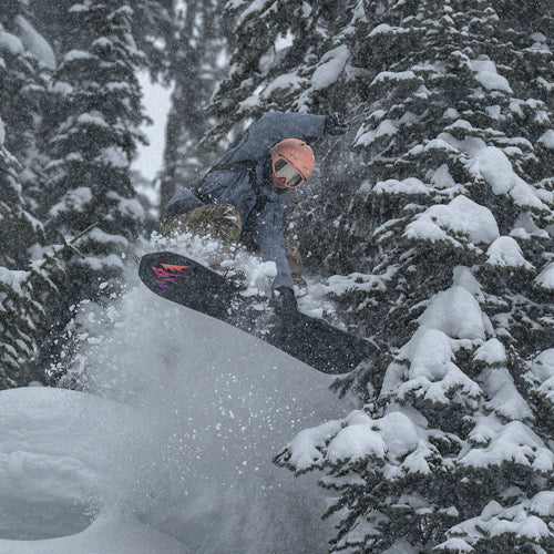 Snowboard a technologia: jak nowoczesne wiązania i buty poprawiają balans i precyzję