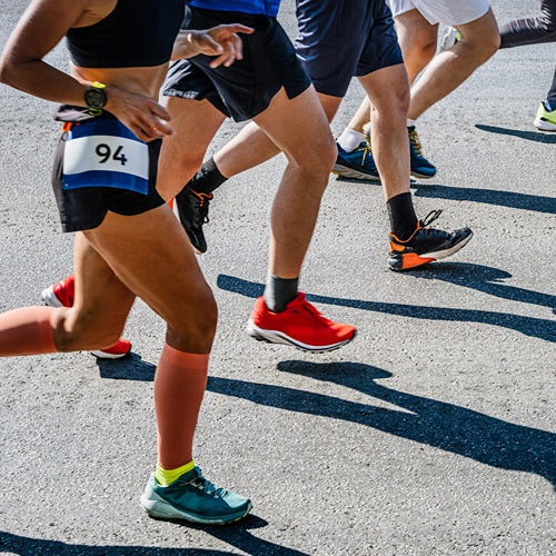 Jakie skarpety do biegania wybrać? Klucz do komfortu na długich trasach
