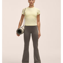 Spodnie damskie Casall Soft Touch Flared Pants szary
