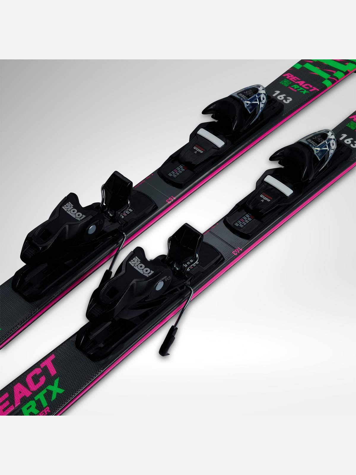 Narty ROSSIGNOL React Rtx Xpress Rtl + wiązania LOOK Xpress 10 Gw B83 Black