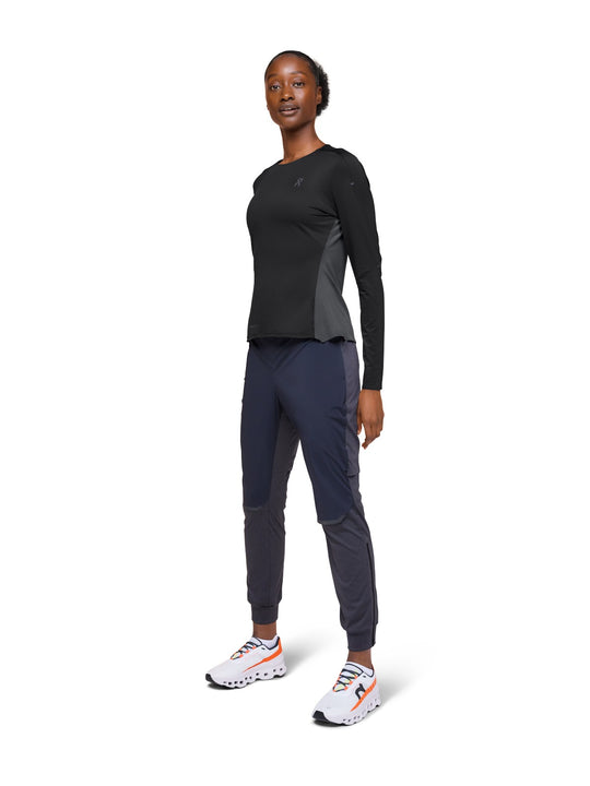 Longsleeve do biegania damski On Performance Long-T czarny
