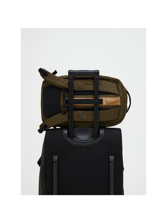 Plecak PEAK PERFORMANCE Commuter Backpack brązowy
