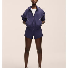 Szorty do biegania Casall Luna Textured Shorts fioletowy - Adventure Sports
