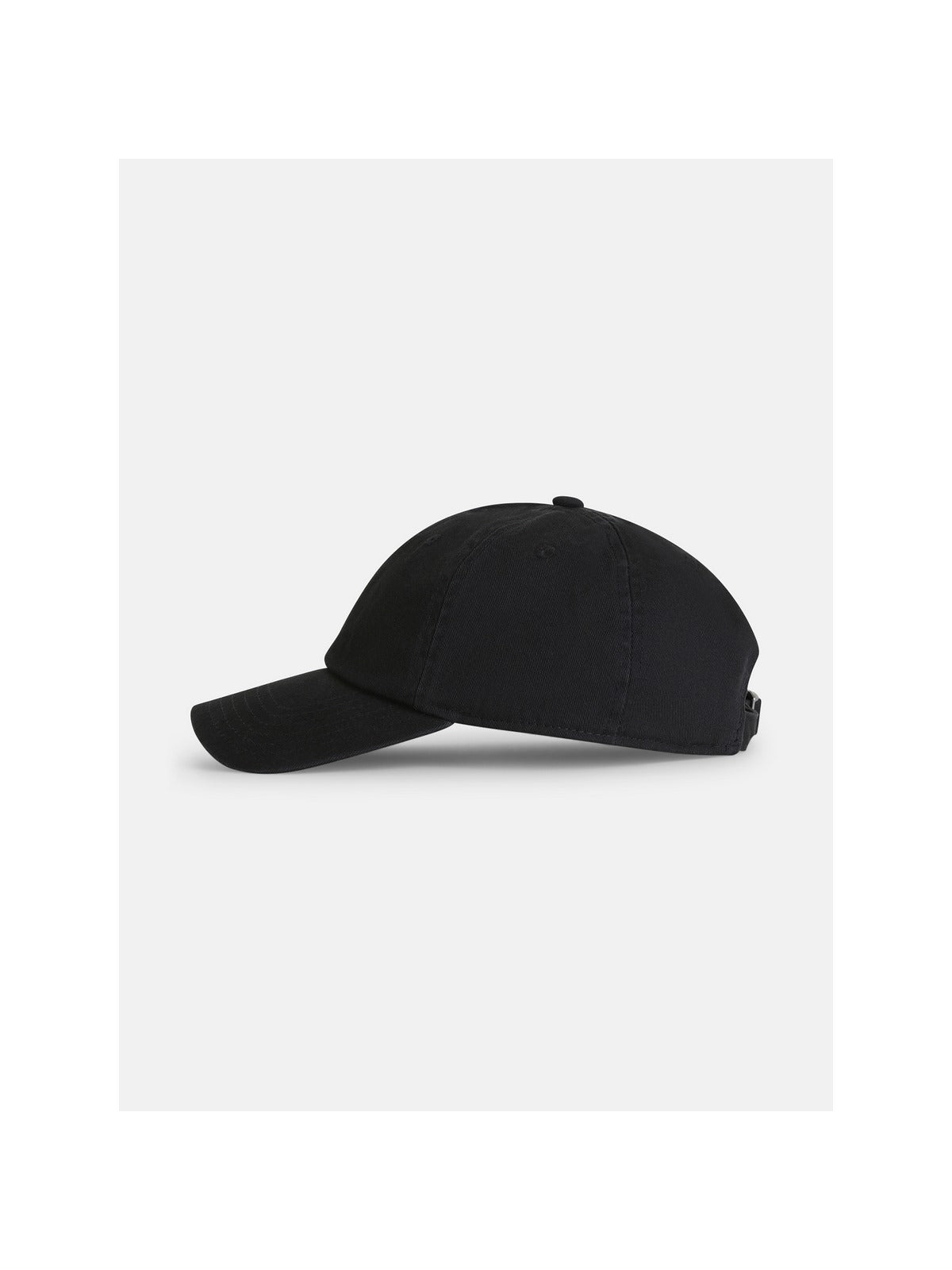 adventuresports czapka-z-daszkiem-peak-performance-ground-cap-czarny-g78327030-050 tyl
