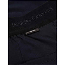 Szorty PEAK PERFORMANCE W Player Shorts czarny - Adventure Sports
