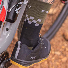 Skarpety rowerowe NORTHWAVE EDGE - zielony/czarny - Adventure Sports
