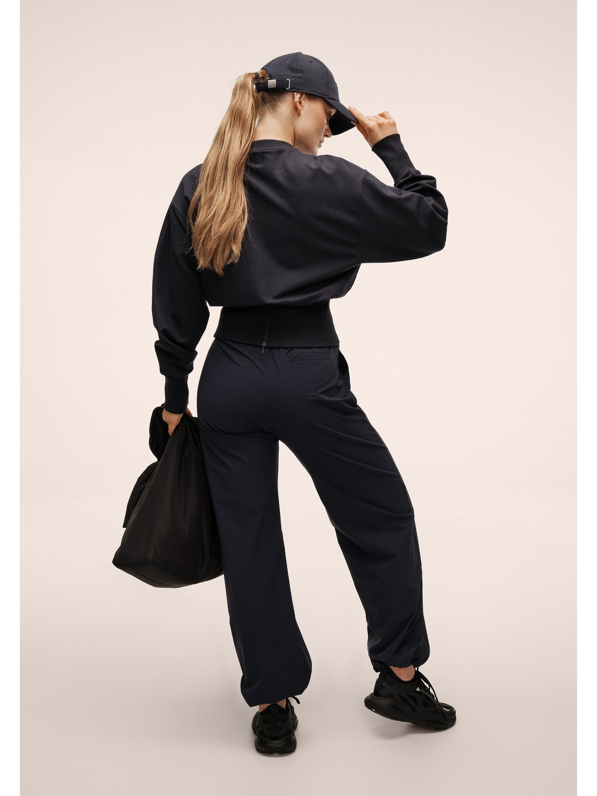Spodnie damskie CASALL Logo Elastic Barrel Pant niebieskie