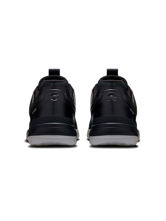 Buty do gry w tenisa On THE ROGER Clubhouse Pro czarny
