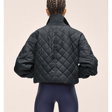 Kurtka damska CASALL Nordic Quilted Jacket kolor czarny
