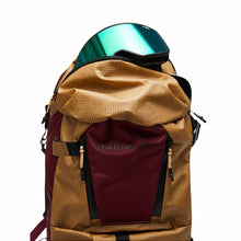 Plecak PEAK PERFORMANCE Vertical Ski Backpack 20L brązowy
