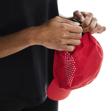 Czapka z daszkiem ON RUNNING Lightweight Cap czerwony
