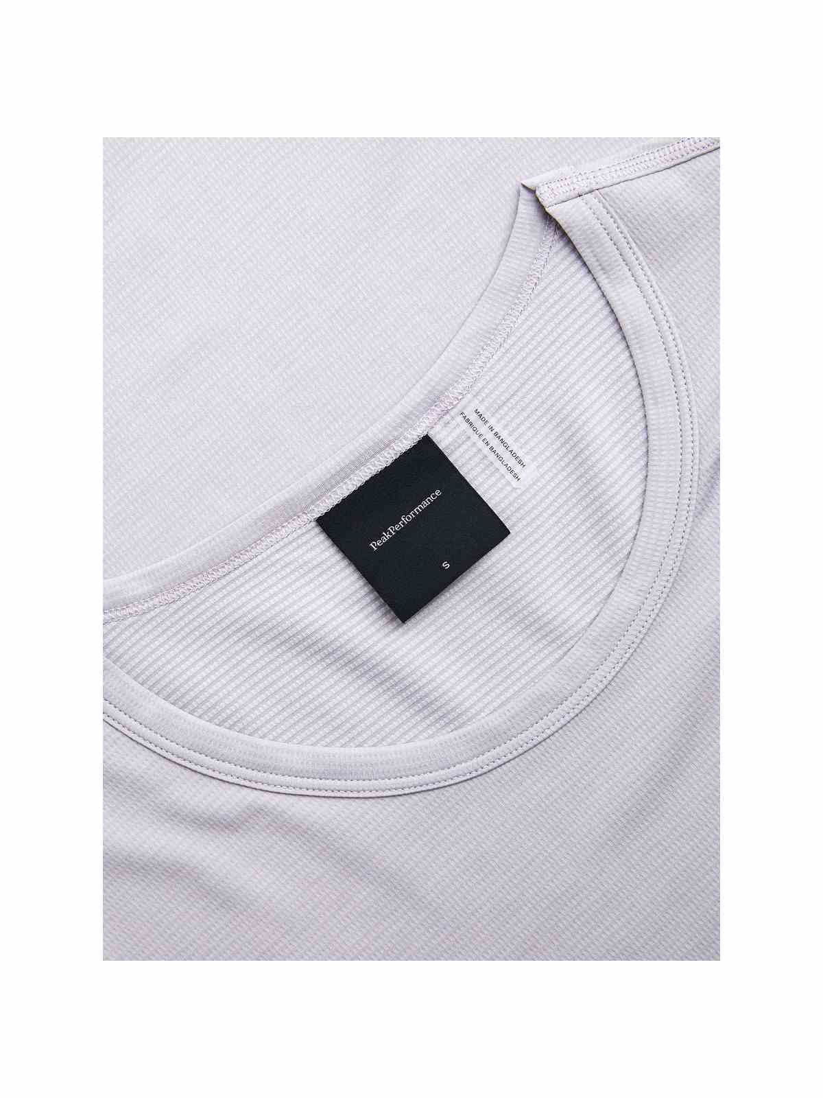 adventuresports koszulka-peak-performance-m-trail-shortsleeve-g79467110-r64 detail1