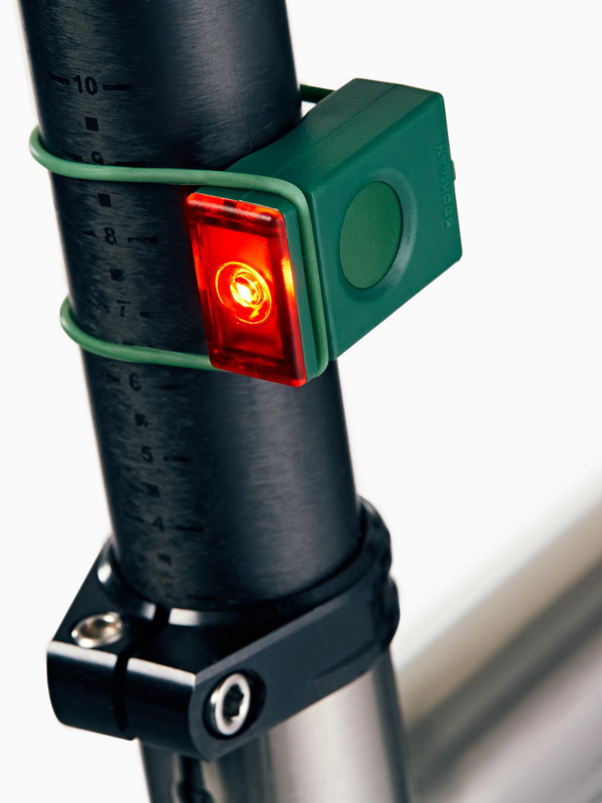 Lampka rowerowa BOOKMAN Block Light Rear 18lm zielony