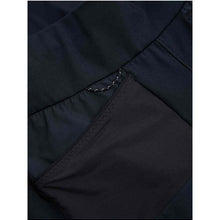 Szorty PEAK PERFORMANCE W Ascent Track Shorts czarny - Adventure Sports
