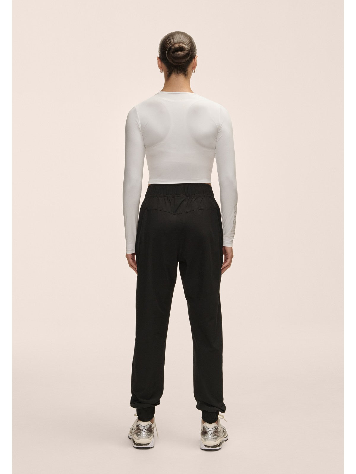Spodnie damskie CASALL Everywhere Woven Pant kolor czarny