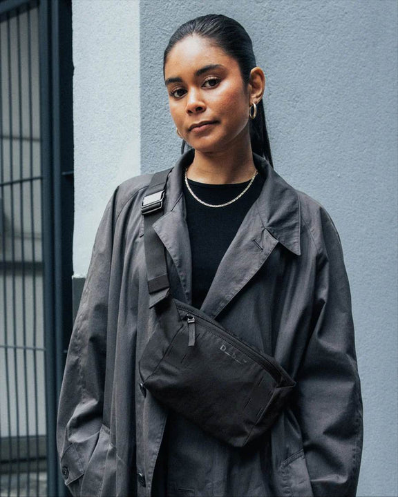 Nerka Db™ Freya Fanny Pack L czarny
