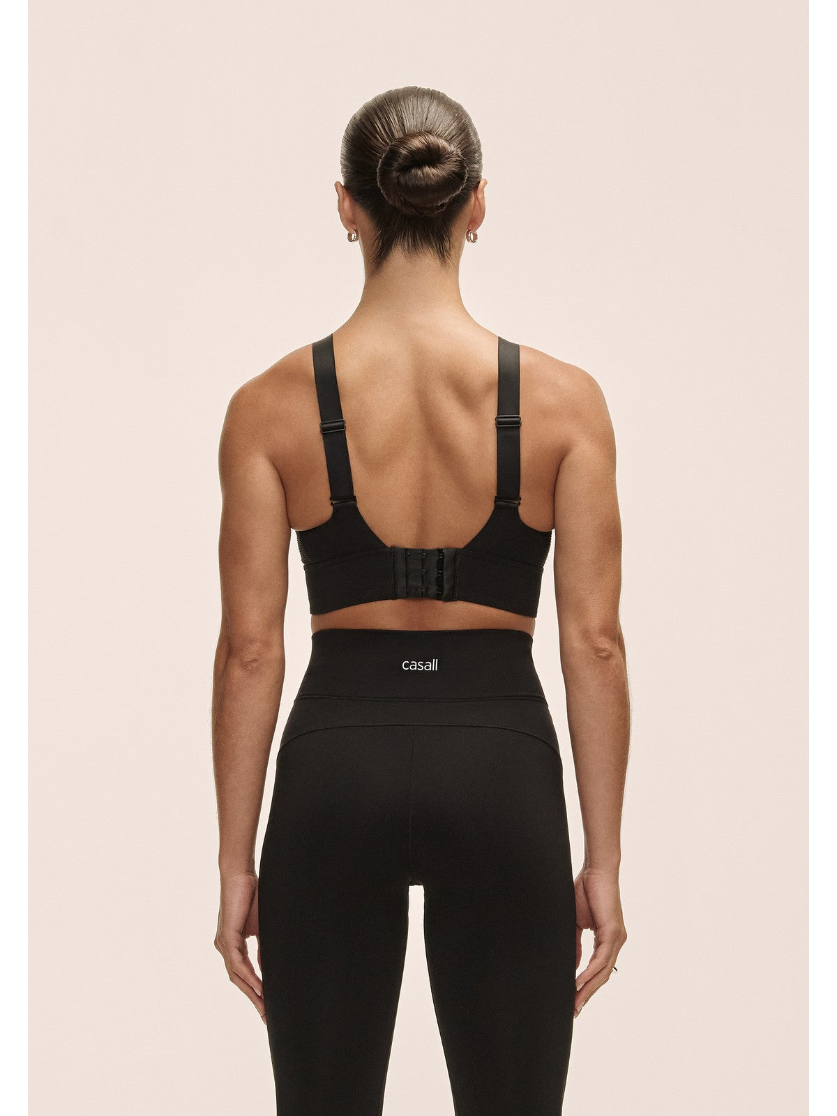 Stanik CASALL Iconic Adjustable Sports Bra kolor czarny