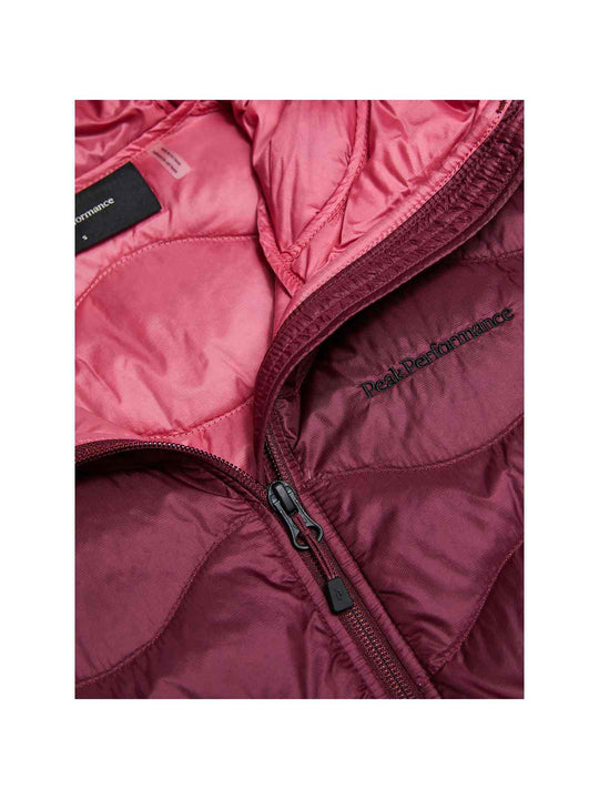 Kurtka damska PEAK PERFORMANCE Helium Down Hood Jacket bordowa

