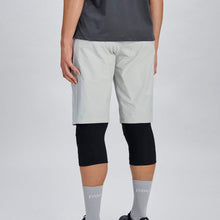 Spodenki rowerowe damskie POC W's Motion Shorts szare
